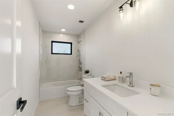 $1,750,000 | 26 Tuthills Lane, Jamesport, NY 11901