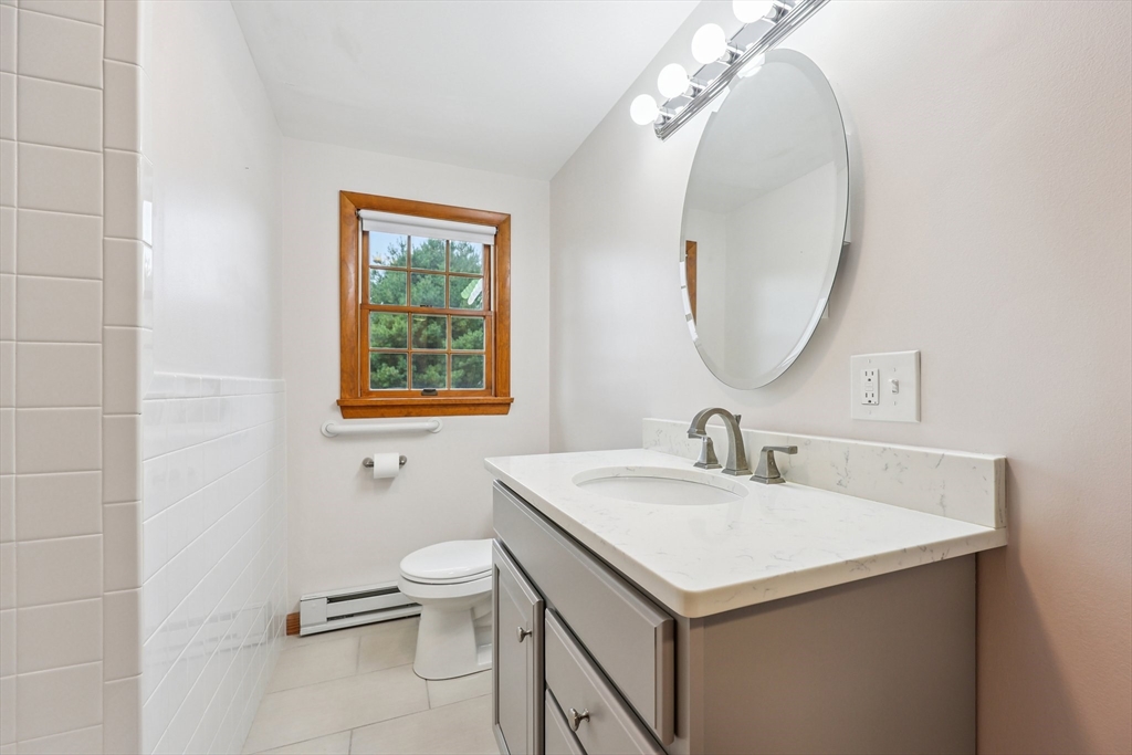 511 Shoemaker Lane Agawam, MA 01001 - Photo 13 of 30