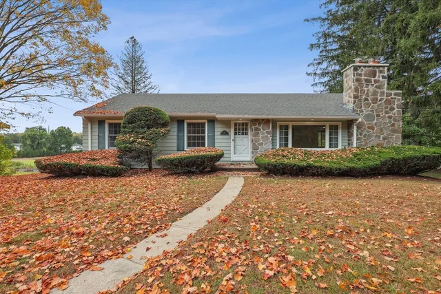 $415,000 | 511 Shoemaker Lane, Agawam, MA 01001