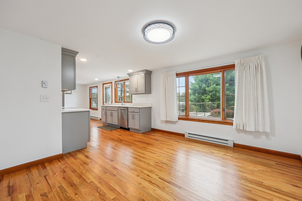 511 Shoemaker Lane Agawam, MA 01001 - Photo 5 of 30