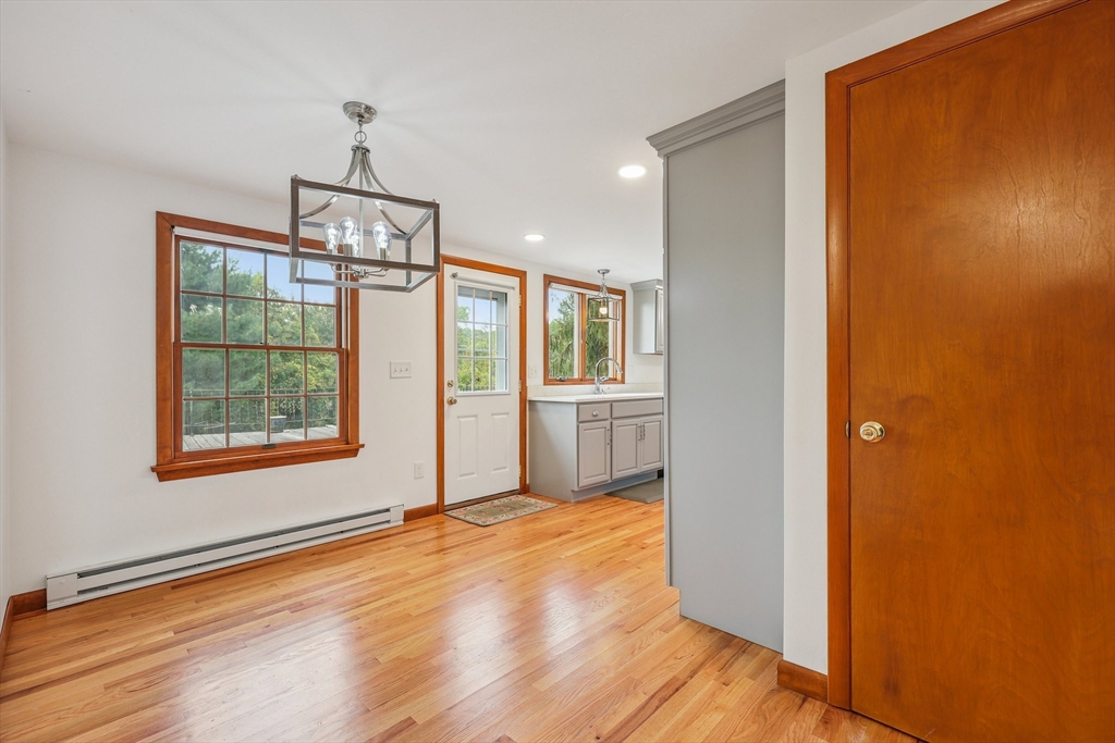 511 Shoemaker Lane Agawam, MA 01001 - Photo 10 of 30