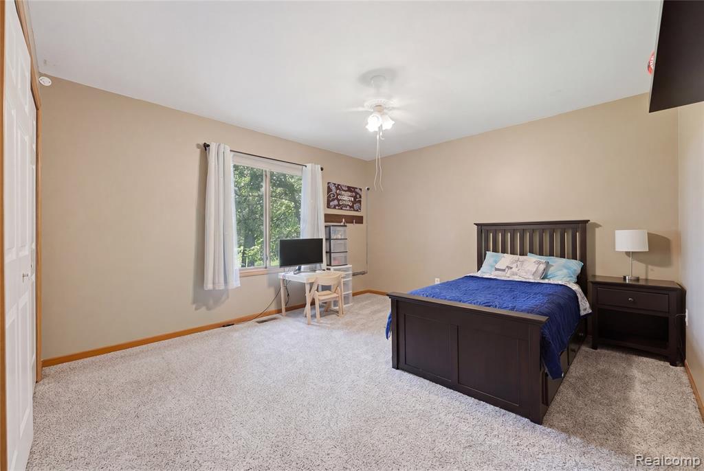 35724 St Clair Drive New Baltimore, MI 48047 - Photo 26 of 52