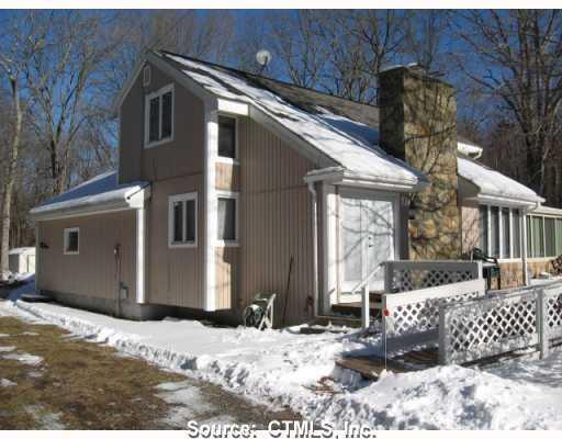 32 Flat Rock Road Plainfield, CT 06374 - Photo 1 of 1