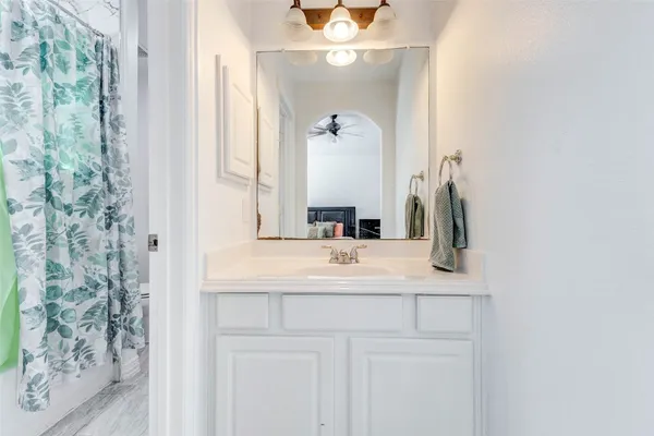 $3,600 | 26511 Cresent Cove Lane, Katy, TX 77494