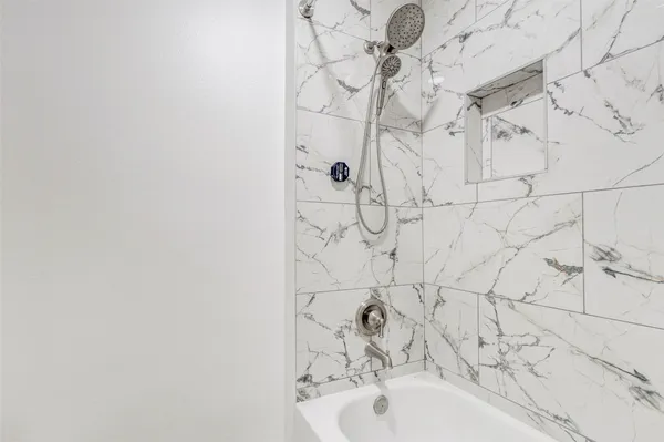 $3,600 | 26511 Cresent Cove Lane, Katy, TX 77494