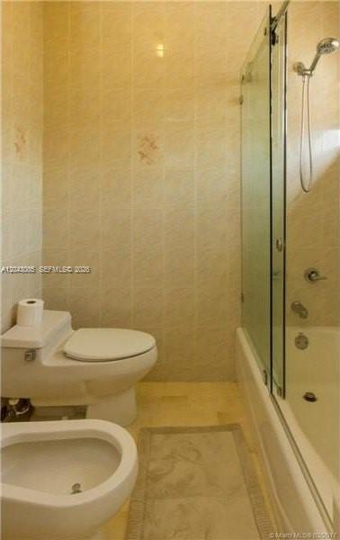 5931 Southwest 46th Street Miami, FL 33155 - Photo 18 of 35 Master Bath