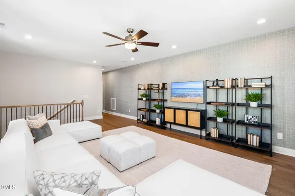 $370,953 | 209 Thomas Store Drive, Broadway, NC 27505