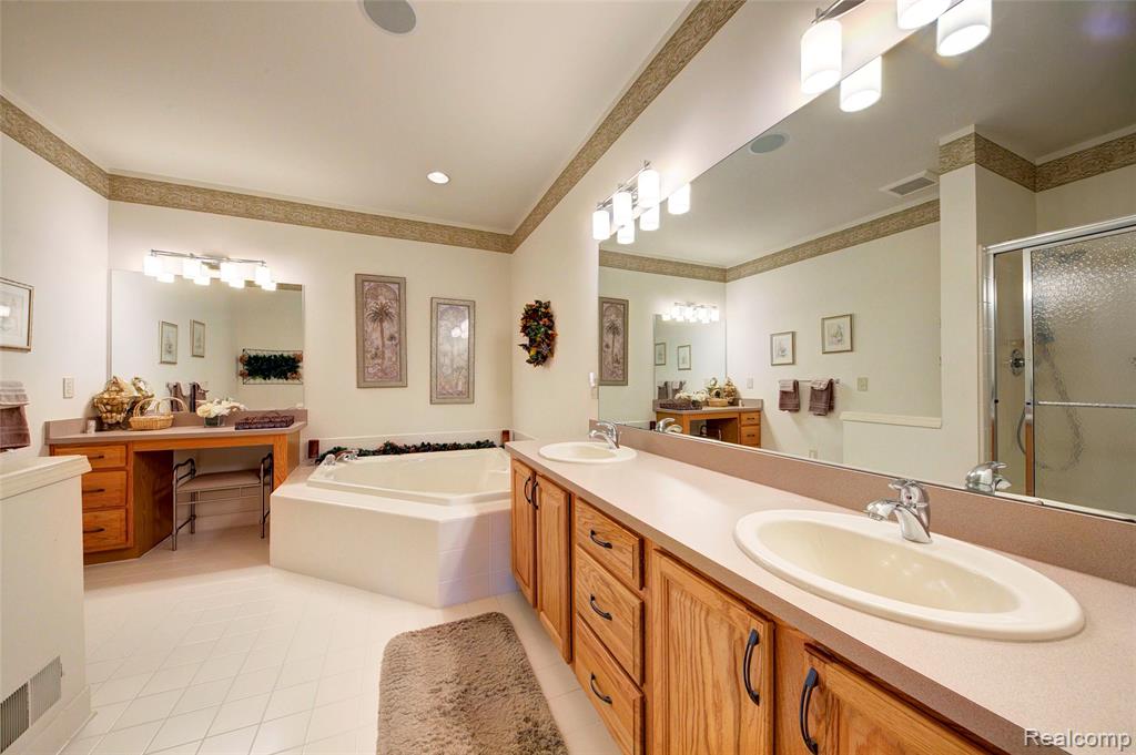 2577 Cleveland Way Canton, MI 48188 - Photo 24 of 34