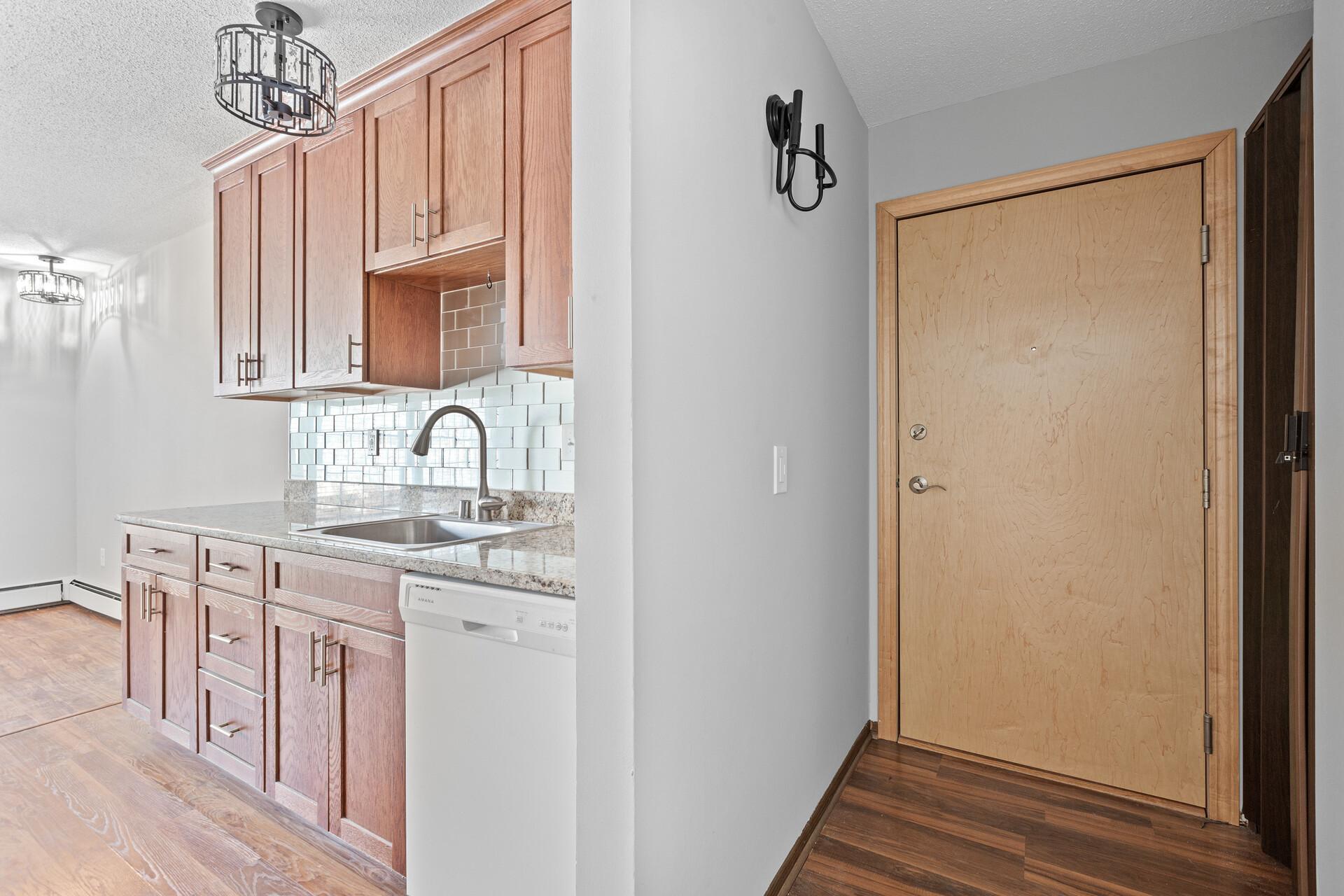 4442 Cedar Lake Road, Unit 7 St. Louis Park, MN 55416 - Photo 2 of 20