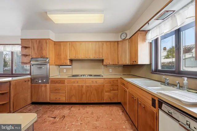 $324,900 | 23 Lake Street, Bridgeton, NJ 08302