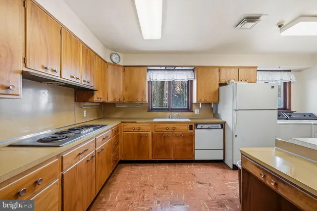 $324,900 | 23 Lake Street, Bridgeton, NJ 08302