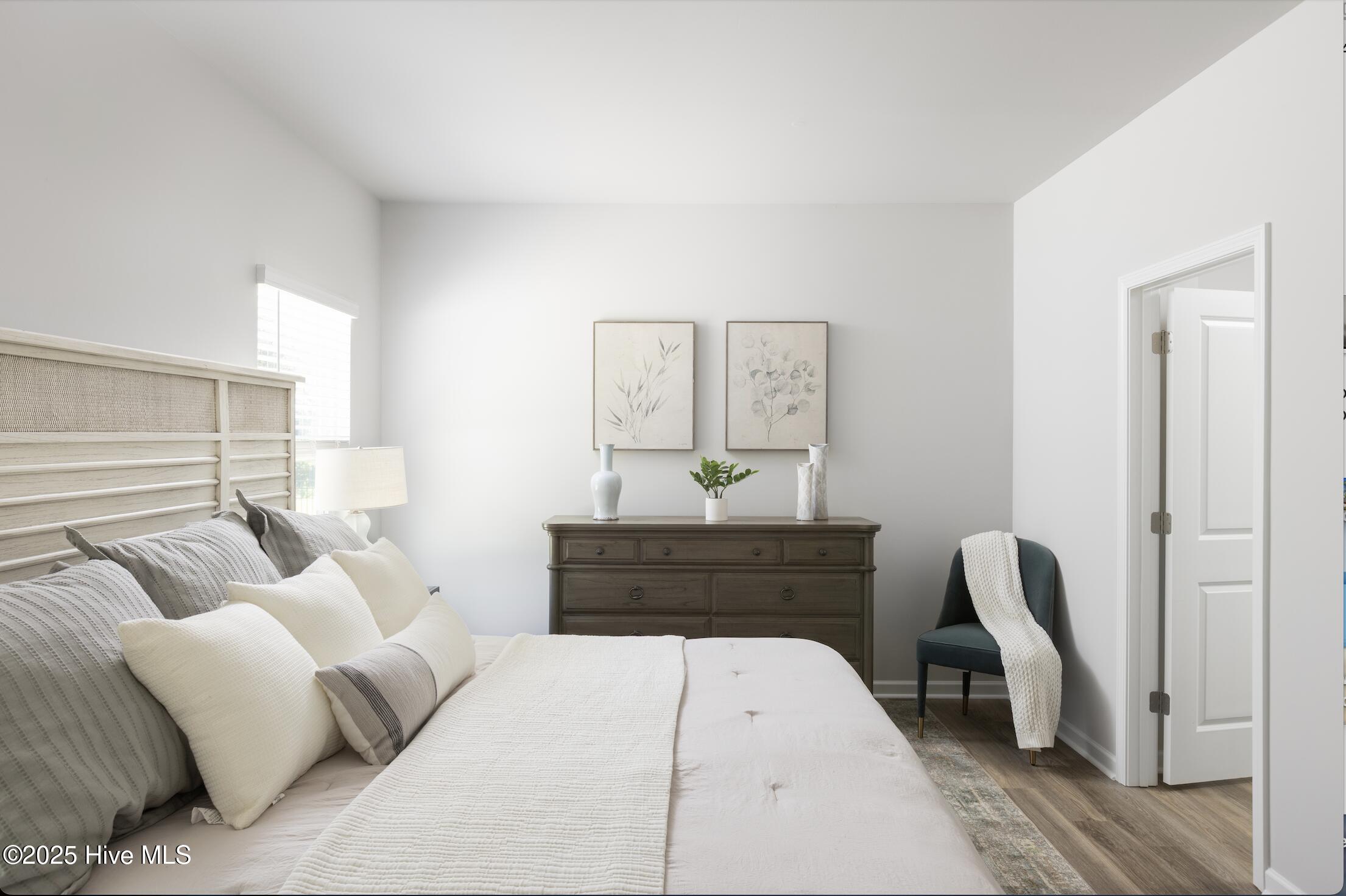 5812 Jolly Roger Road New Bern, NC 28560 - Photo 16 of 52 Model home-furnished