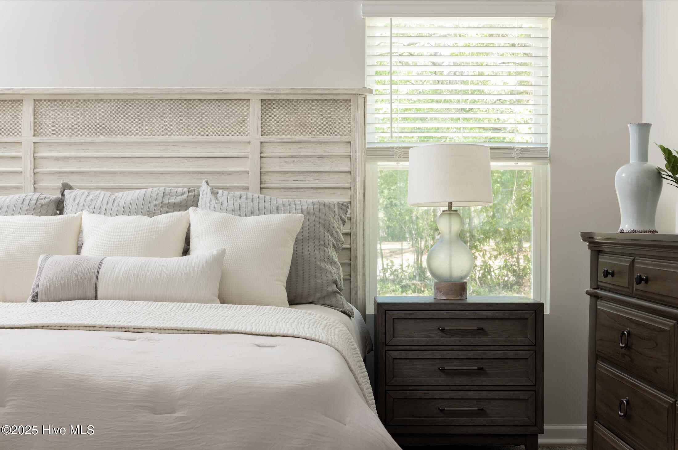 5812 Jolly Roger Road New Bern, NC 28560 - Photo 17 of 52 Model home-furnished