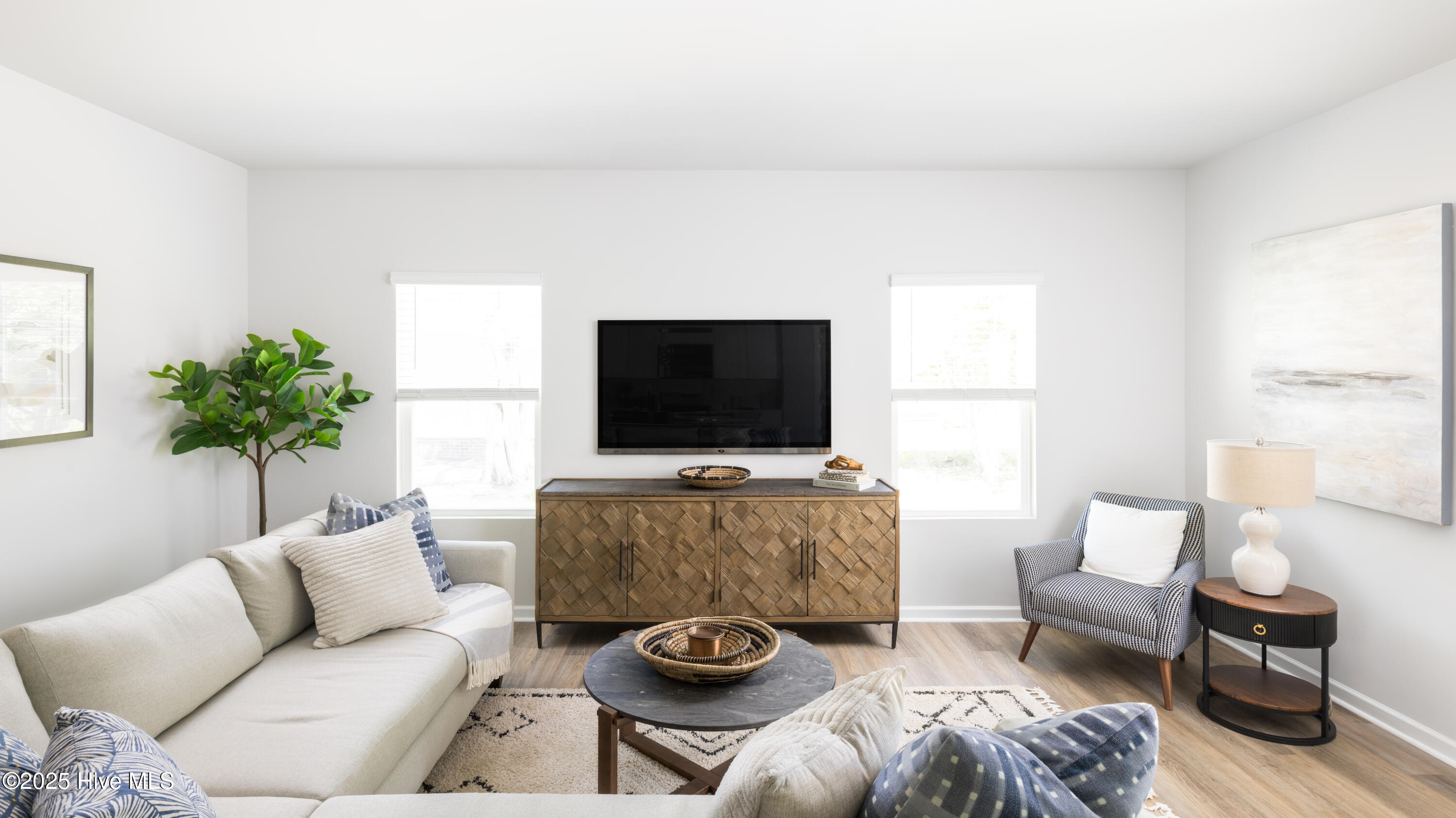 5812 Jolly Roger Road New Bern, NC 28560 - Photo 4 of 52 Model home-furnished