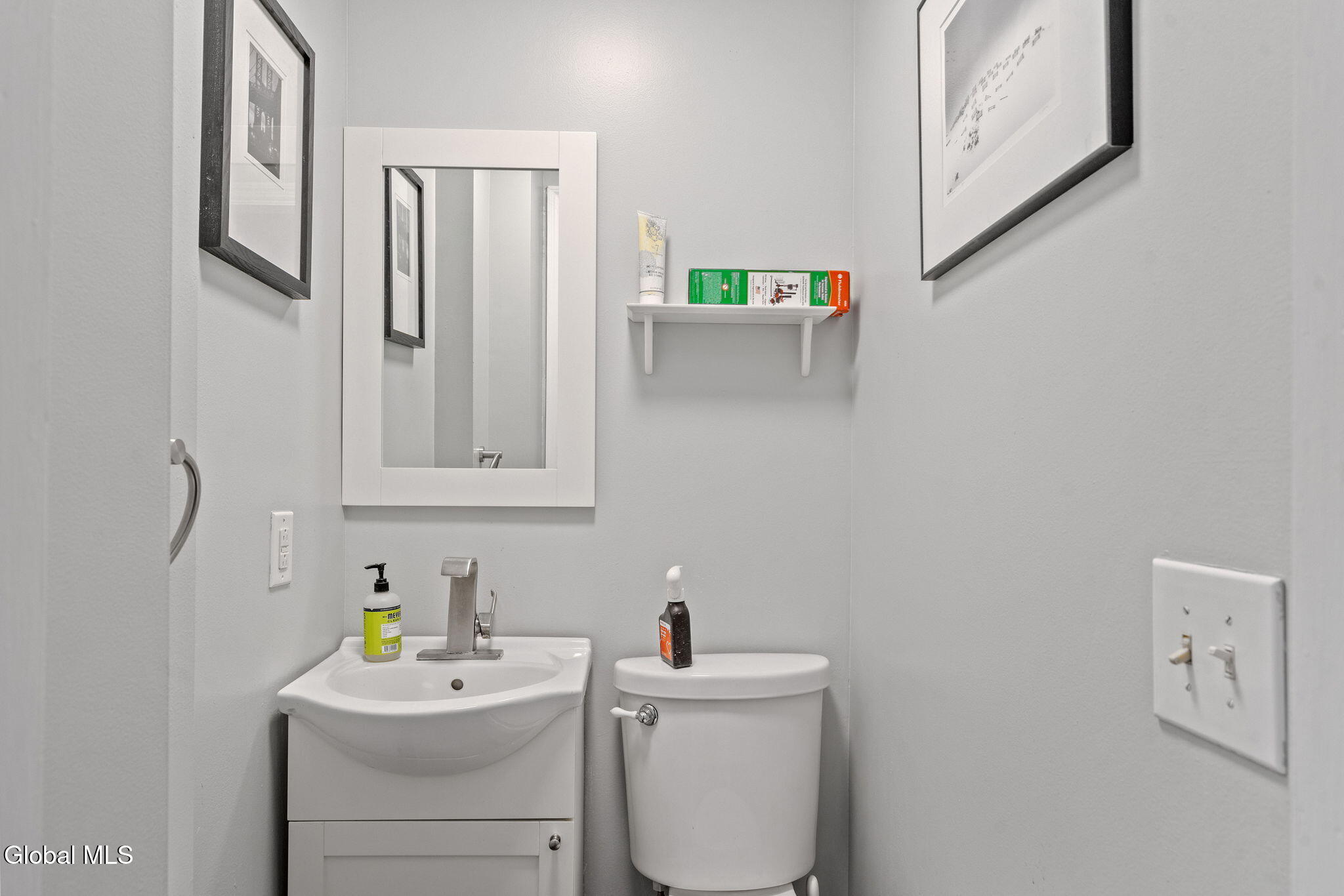 1051 Van Antwerp Road Niskayuna, NY 12309 - Photo 23 of 57 22-web-or-mls-1051-van-antwerp-rd