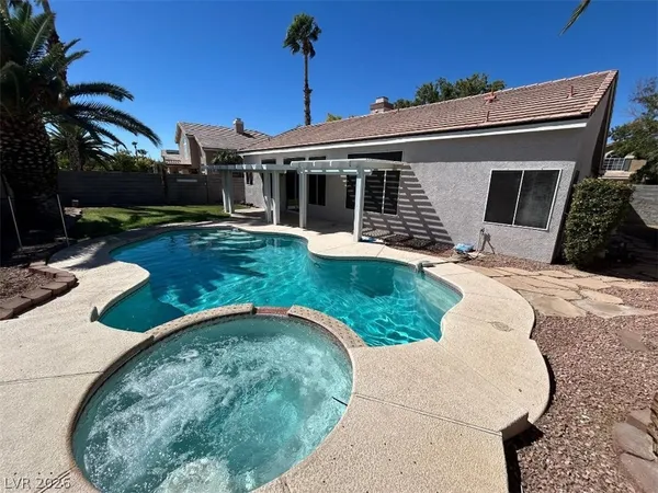 $2,450 | 6138 Circling Hawk Drive, North Las Vegas, NV 89031