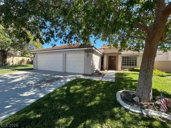 $2,450 | 6138 Circling Hawk Drive, North Las Vegas, NV 89031