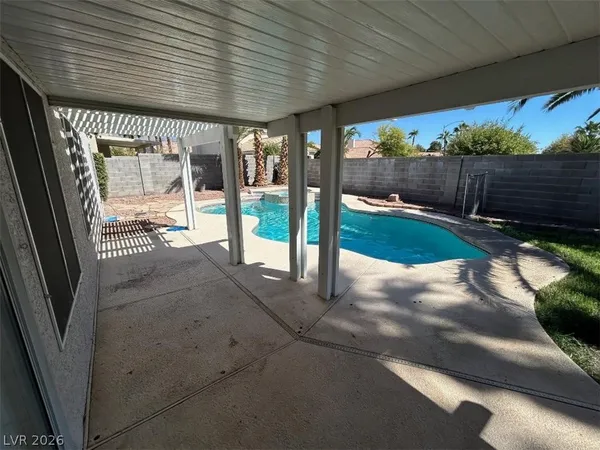 $2,450 | 6138 Circling Hawk Drive, North Las Vegas, NV 89031