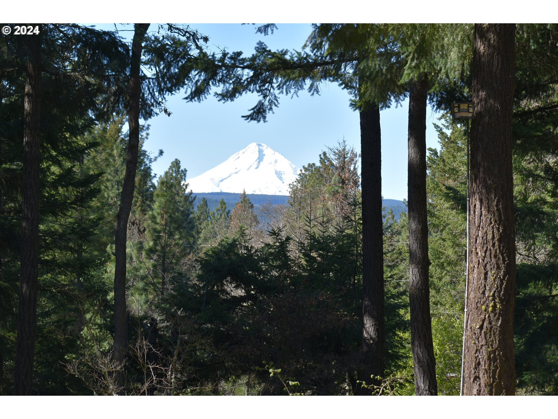 2385 Silver Gray Road Mosier, OR 97040 - Photo 3 of 48 Gallery Image 3