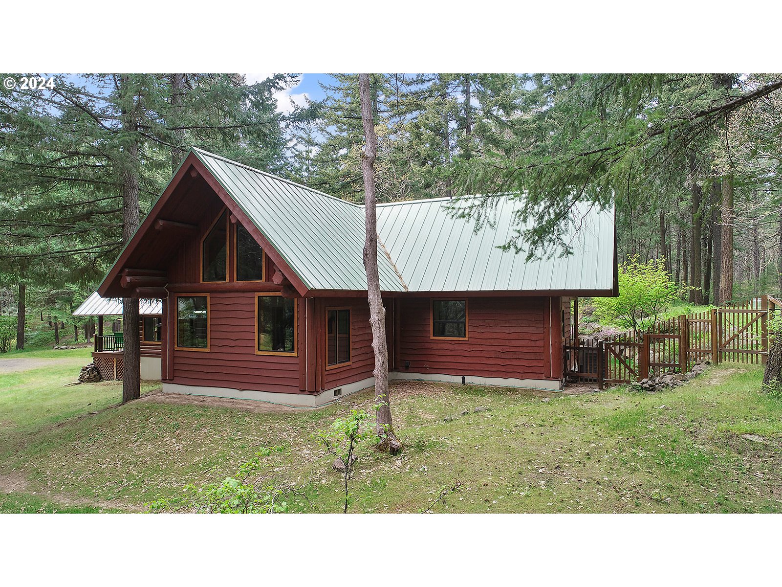 2385 Silver Gray Road Mosier, OR 97040 - Photo 39 of 48 Gallery Image 39