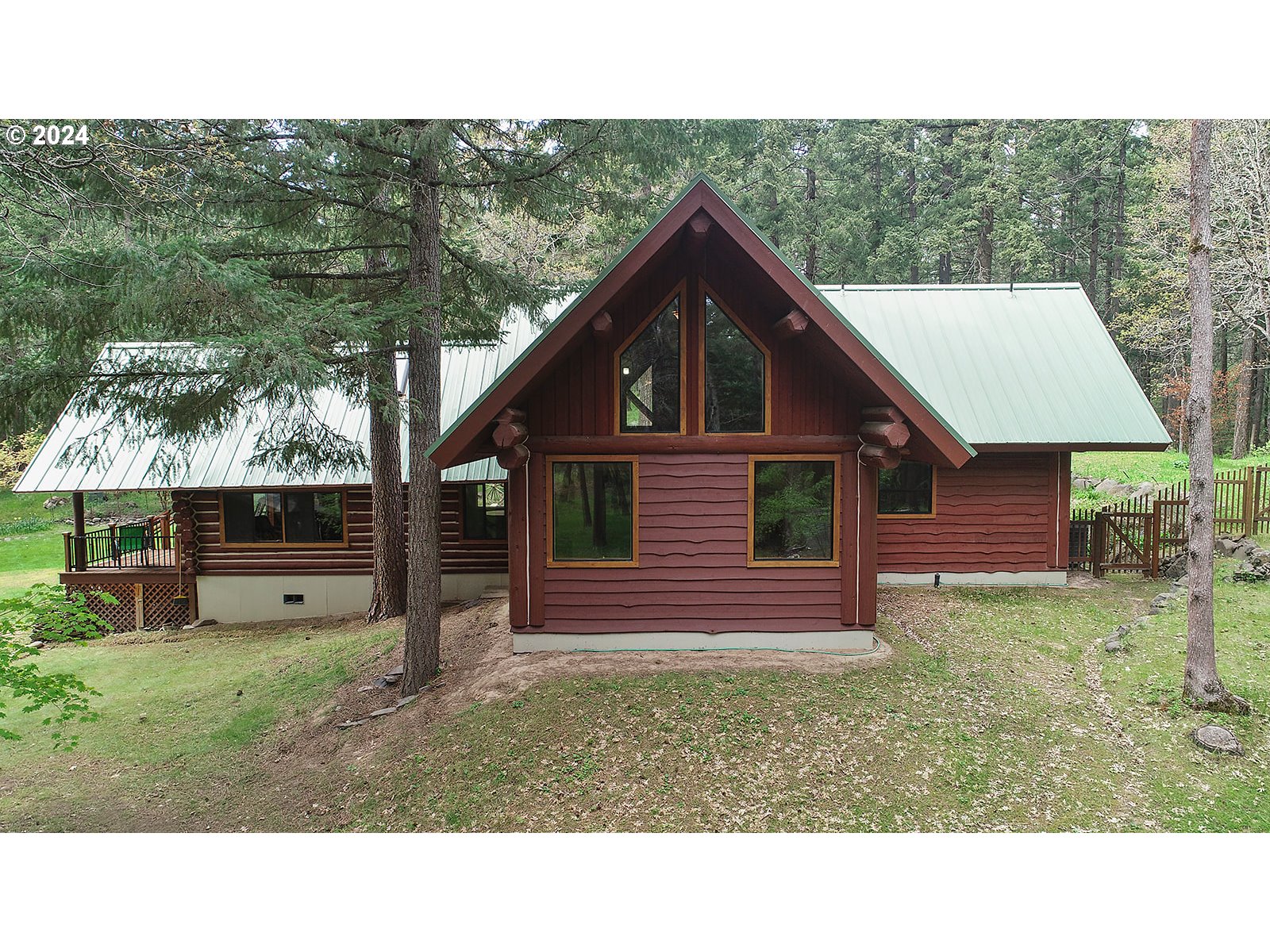 2385 Silver Gray Road Mosier, OR 97040 - Photo 5 of 48 Gallery Image 5