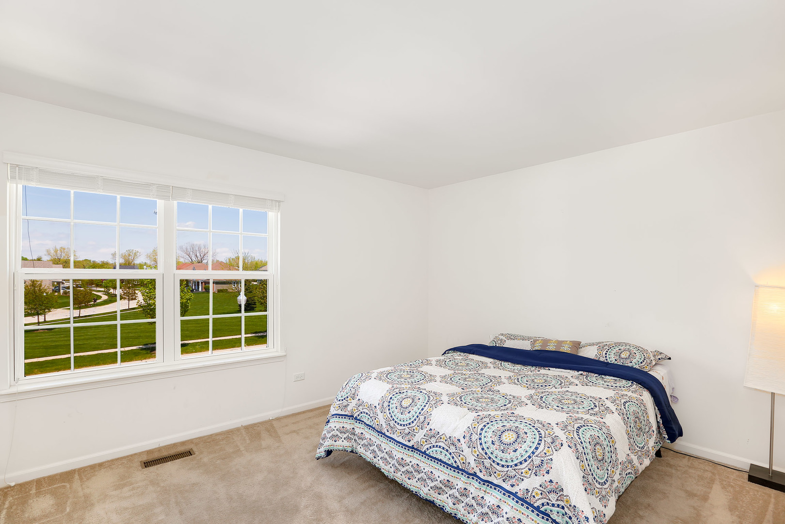 3531 English Prairie Road Elgin, IL 60124 - Photo 22 of 34 a bedroom with a bed and a window