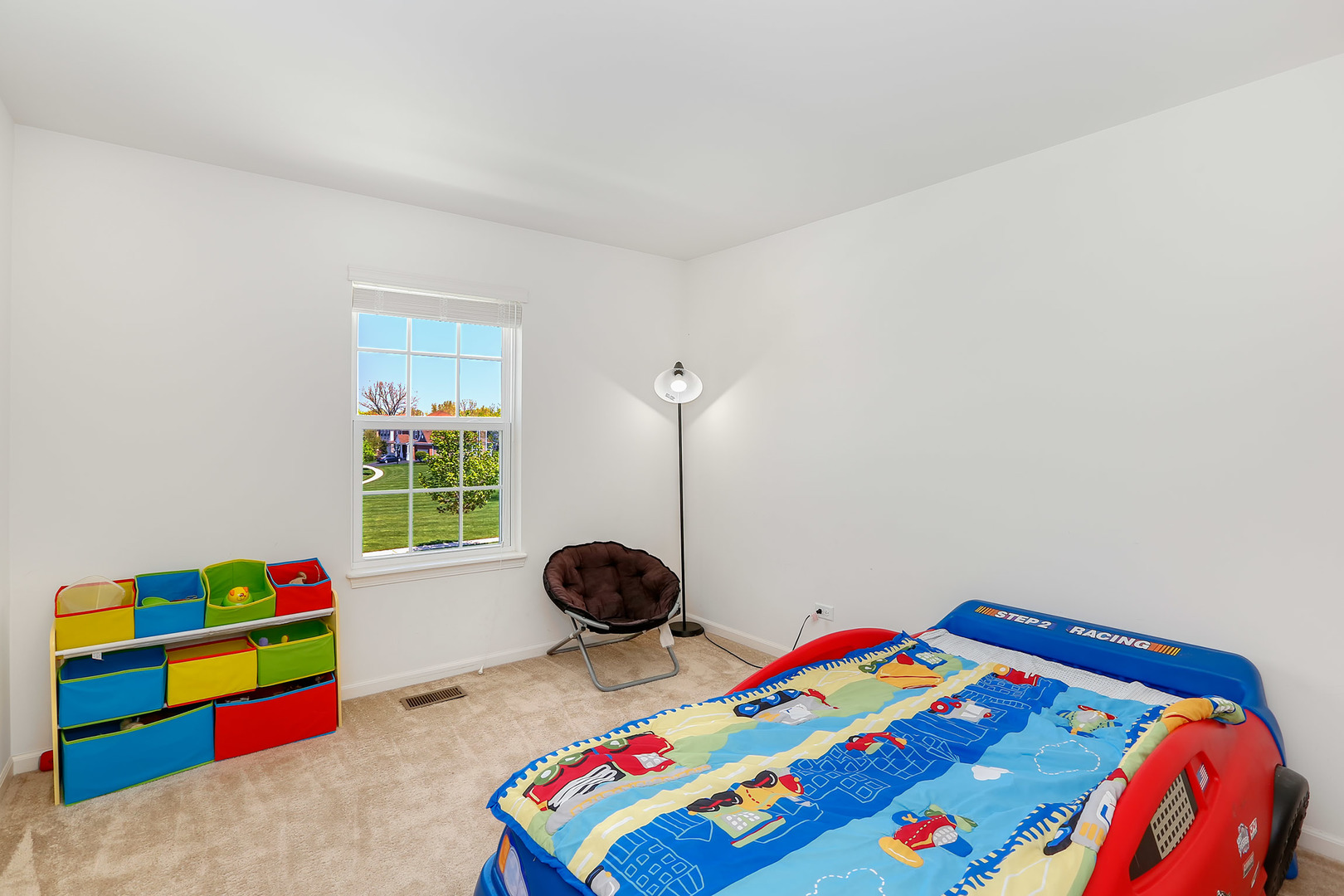 3531 English Prairie Road Elgin, IL 60124 - Photo 23 of 34 a bedroom with a bed and a toys