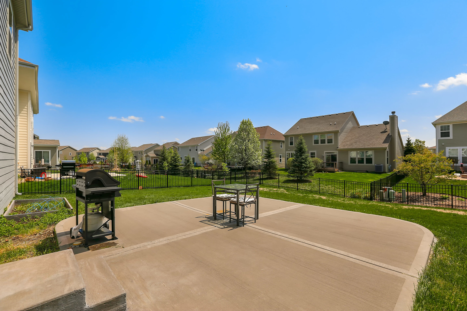 3531 English Prairie Road Elgin, IL 60124 - Photo 25 of 34 a view of a basketball court