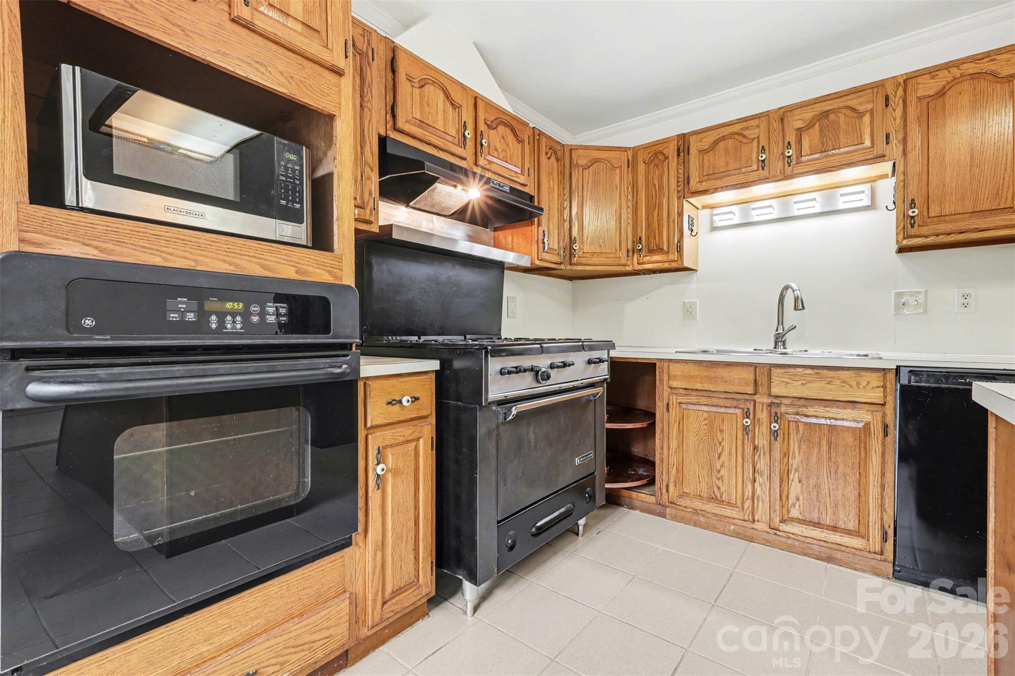 2701 Thomas Trail Gastonia, NC 28054 - Photo 13 of 37