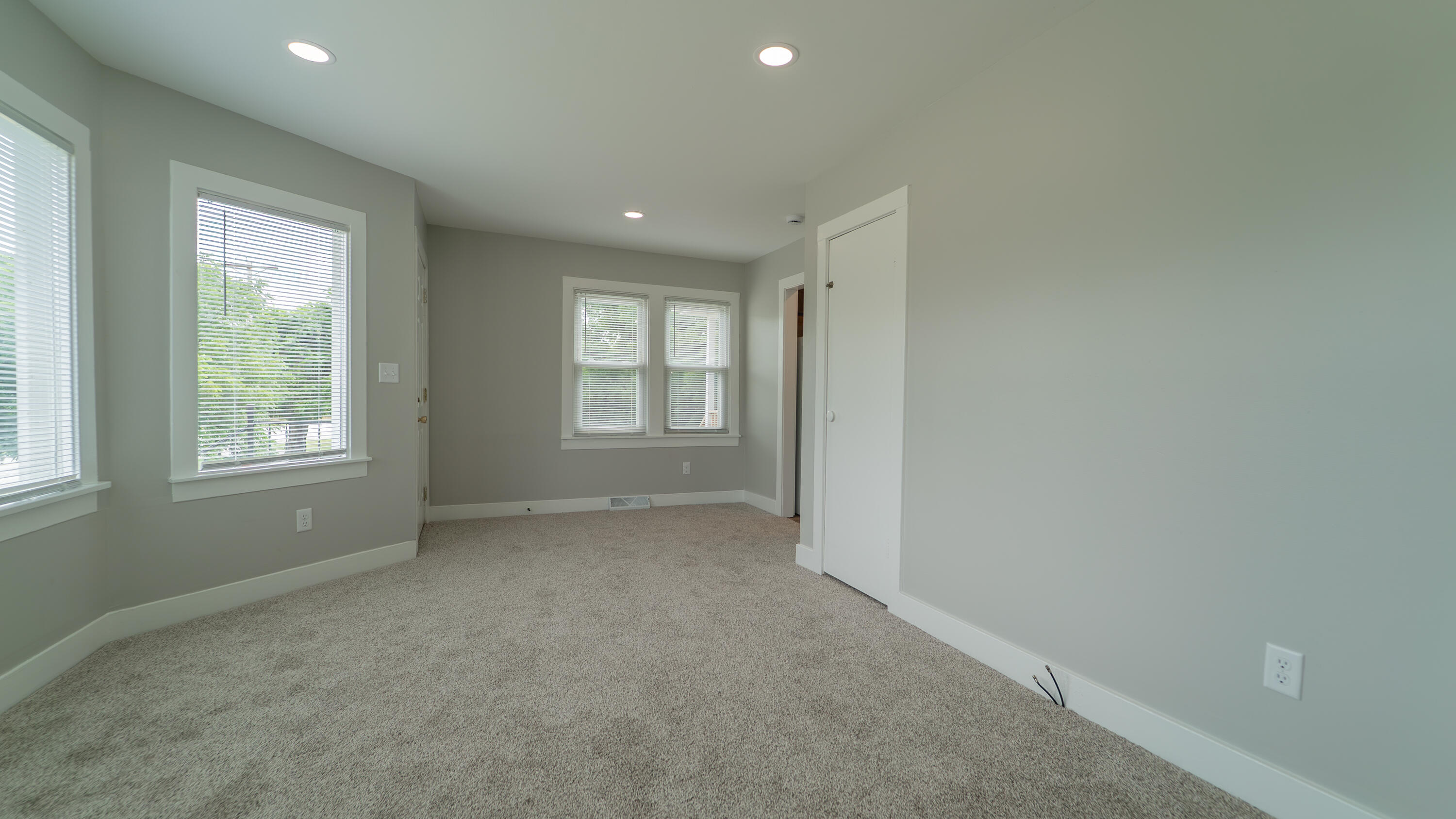 2459 South St Road Valparaiso, IN 46385 - Photo 13 of 24 an empty room with windows