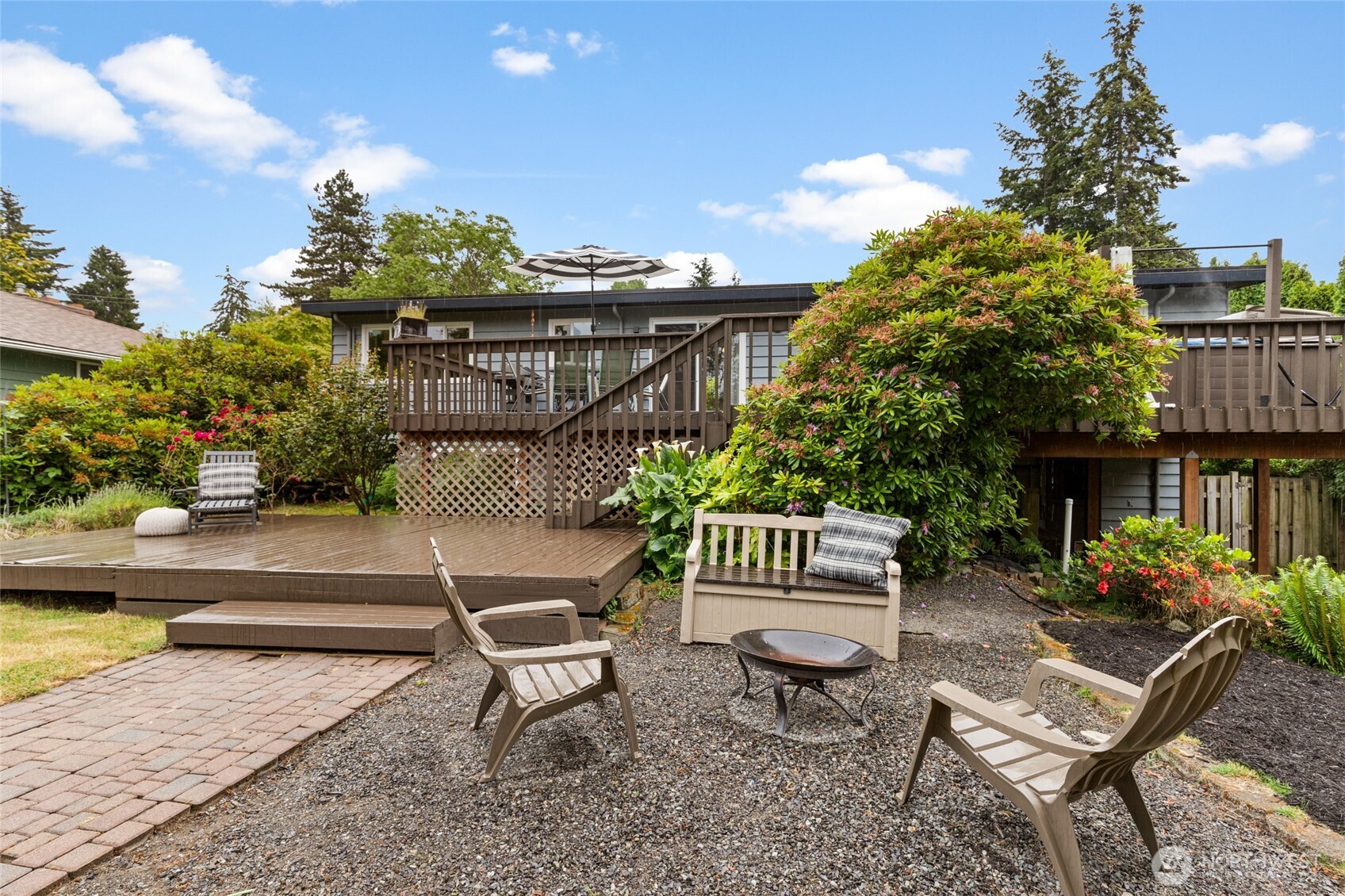 8707 Maple Lane Edmonds, WA 98026 - Photo 36 of 40