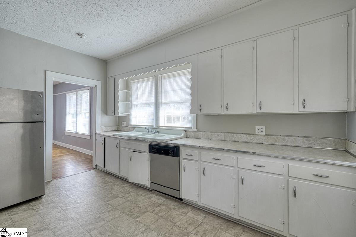 117 Lawrence Street Lyman, SC 29365 - Photo 28 of 32 Gallery Image 28