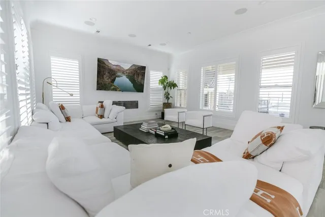 $20,000 | 20300 West Windsor Lane, Northridge, CA 91326