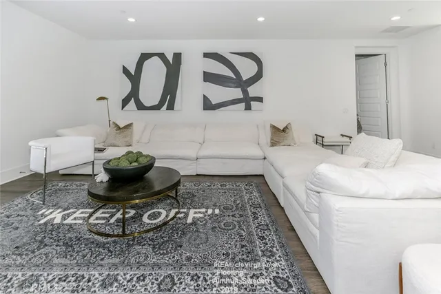 $20,000 | 20300 West Windsor Lane, Northridge, CA 91326