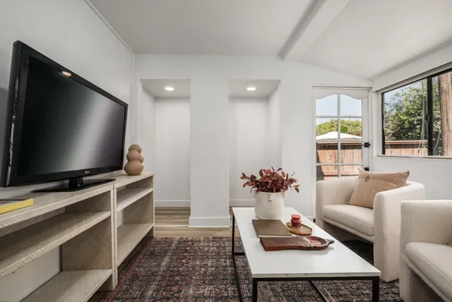 $735,000 | 3279 D Street, Sacramento, CA 95816