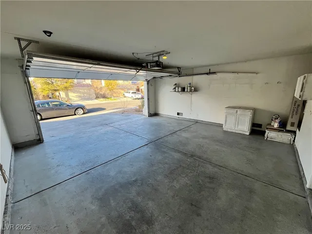 $3,299 | 9229 Magic Flower Avenue, Las Vegas, NV 89134