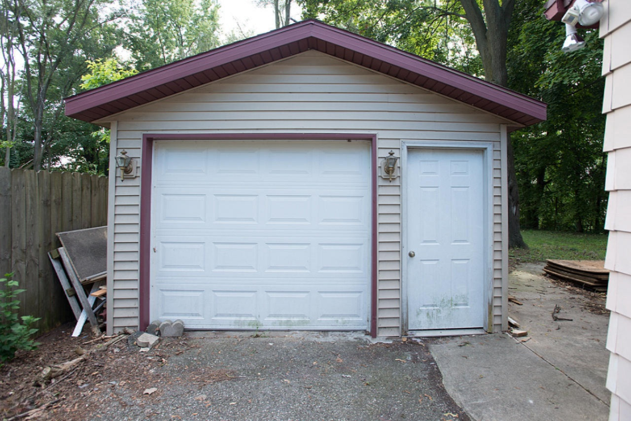 3011 Grace Road Kalamazoo, MI 49006 - Photo 13 of 14 Grace Rd-14