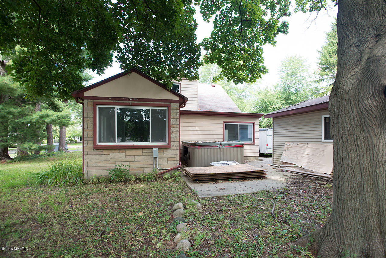 3011 Grace Road Kalamazoo, MI 49006 - Photo 14 of 14 Grace Rd-16