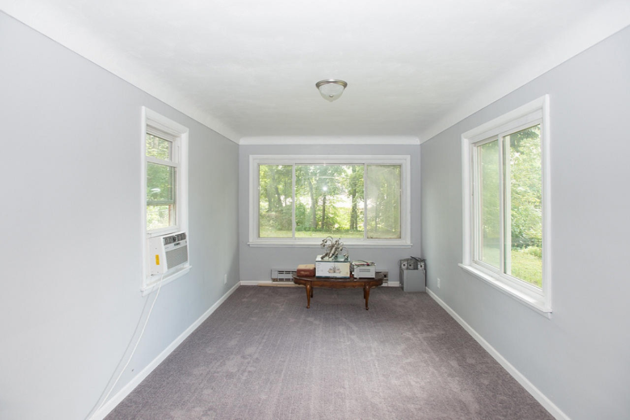 3011 Grace Road Kalamazoo, MI 49006 - Photo 10 of 14 Grace Rd-2