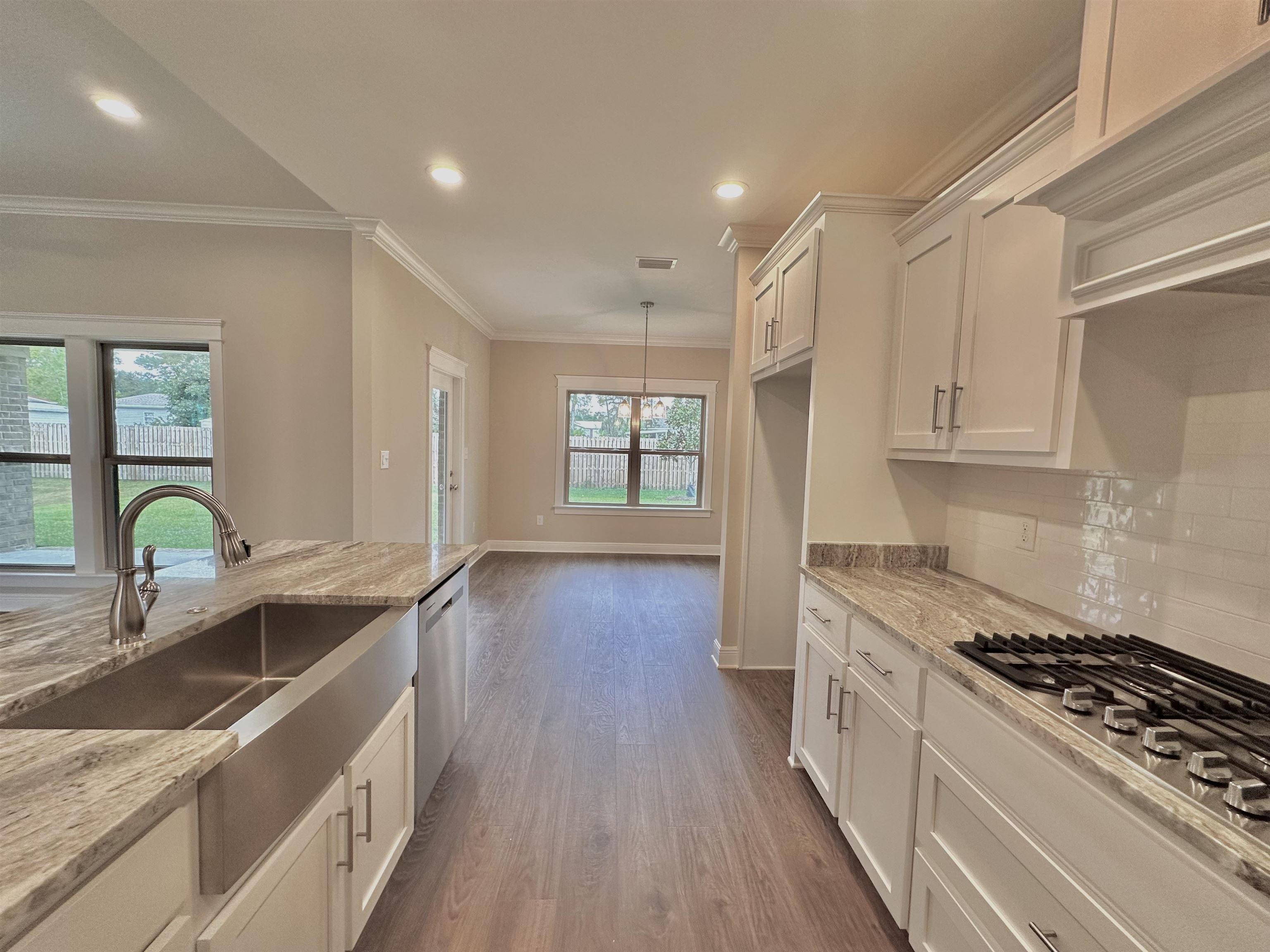 683 Kitfox Avenue Fairhope, AL 36532 - Photo 14 of 51 Kitchen