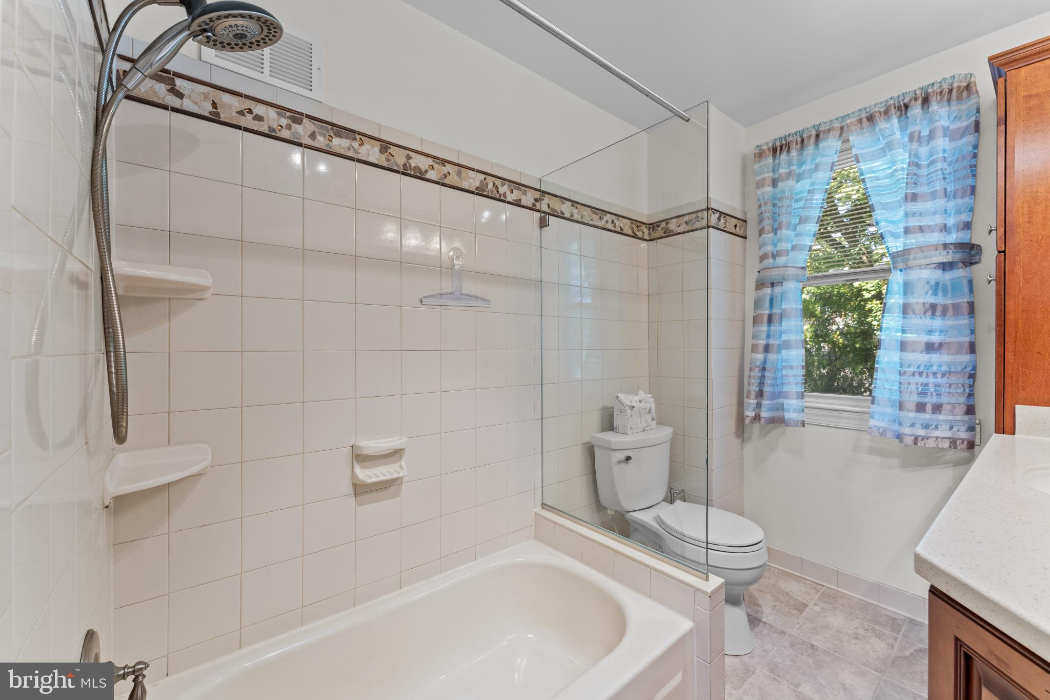 310 Dallas Road Willow Grove, PA 19090 - Photo 20 of 30 a bathroom with a sink a toilet and shower