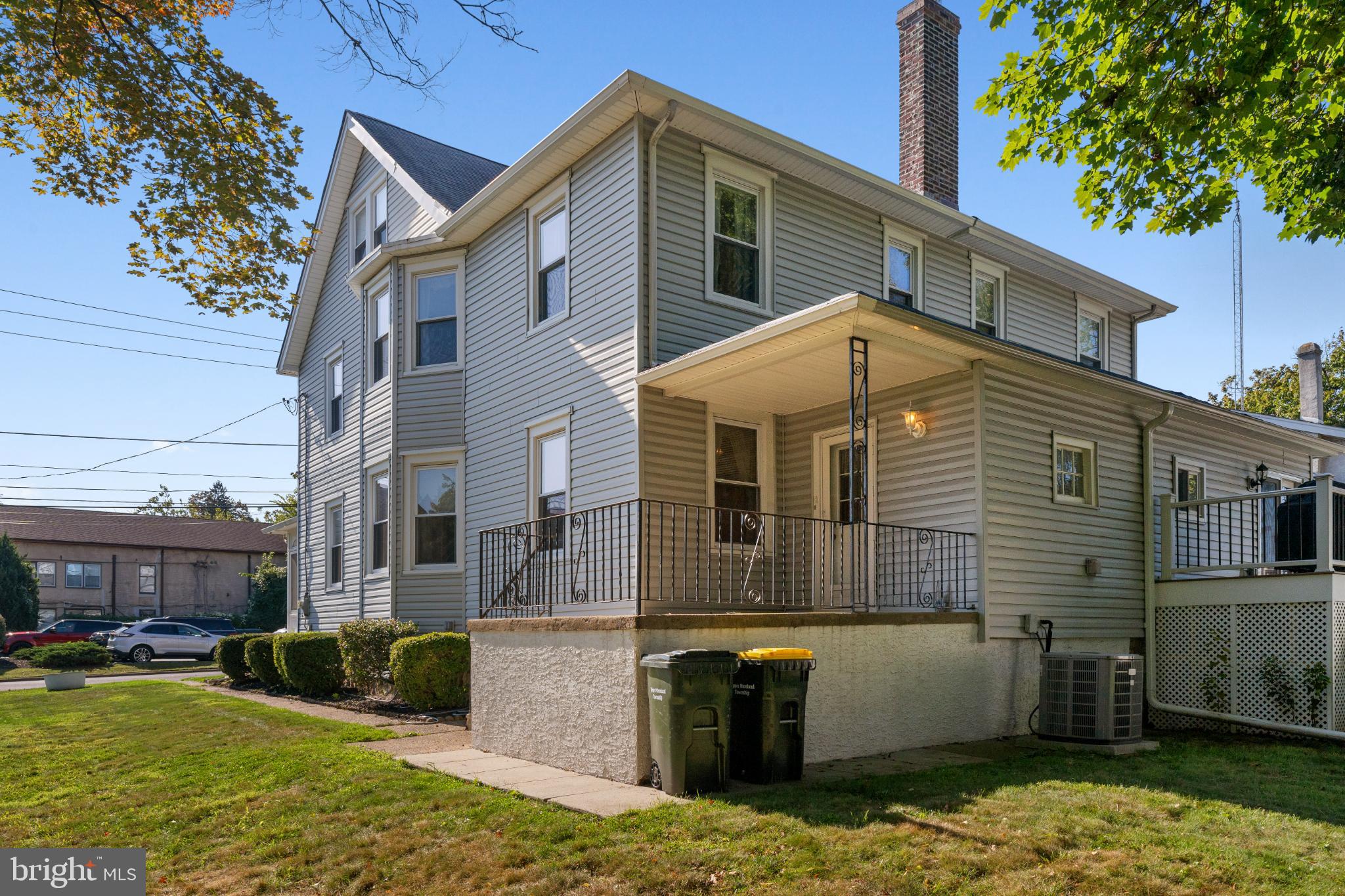 310 Dallas Road Willow Grove, PA 19090 - Photo 25 of 30 a view of a house with a yard