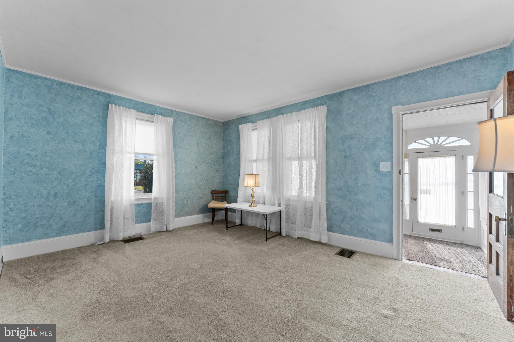 310 Dallas Road Willow Grove, PA 19090 - Photo 8 of 30