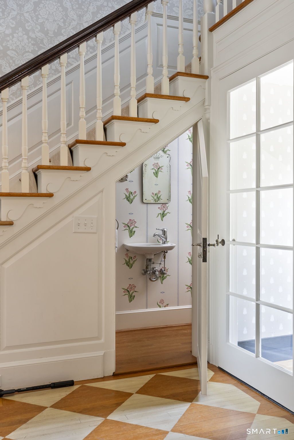 70 Terry Road Hartford, CT 06105 - Photo 19 of 40