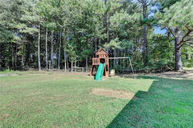 $399,900 | 1136 Mason Lee Avenue Southeast, Loganville, GA 30052