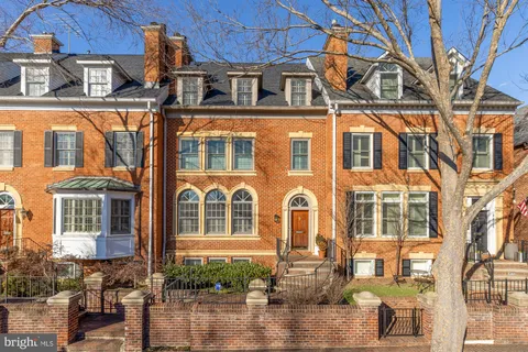 $1,895,000 | 4473 Greenwich Parkway Northwest, Washington, DC 20007