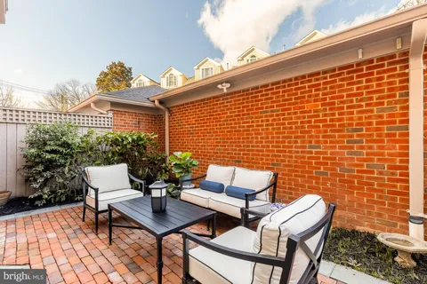 $1,895,000 | 4473 Greenwich Parkway Northwest, Washington, DC 20007