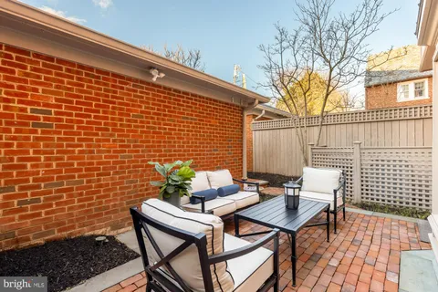 $1,895,000 | 4473 Greenwich Parkway Northwest, Washington, DC 20007