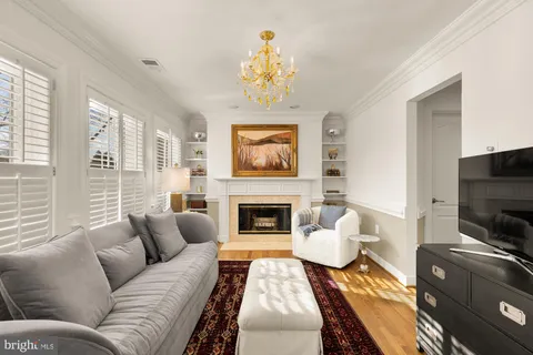$1,895,000 | 4473 Greenwich Parkway Northwest, Washington, DC 20007