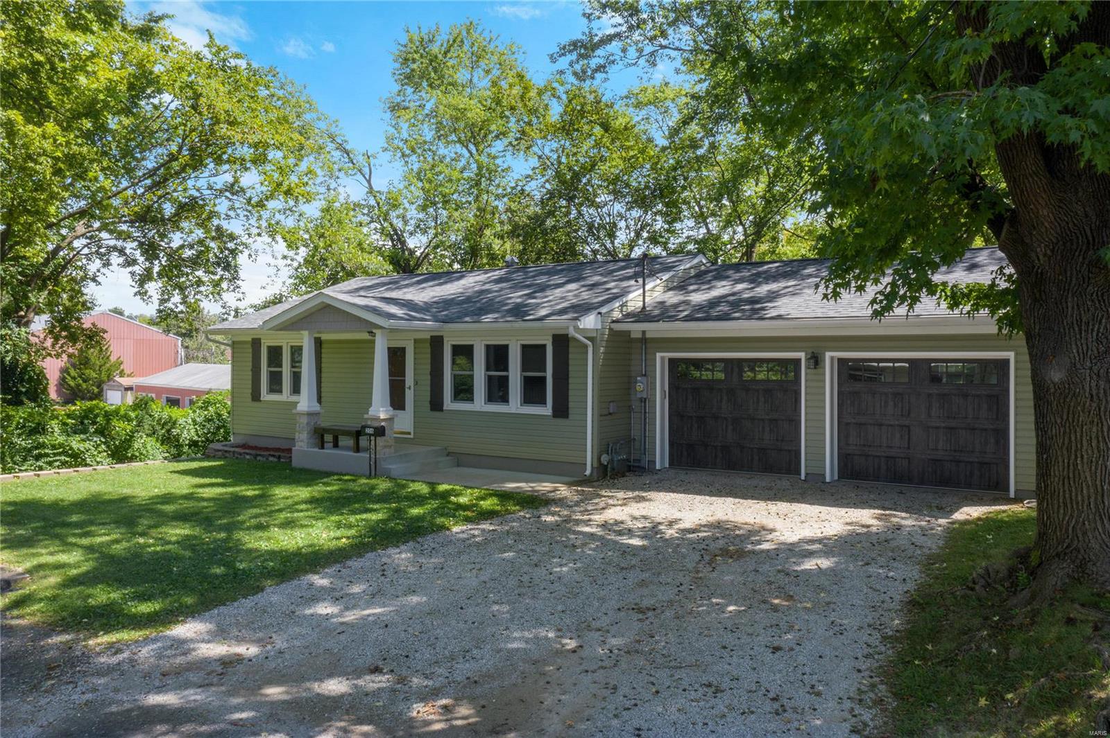 206 Gardner Street Columbia, IL 62236 - Photo 2 of 31 Gallery Image 2